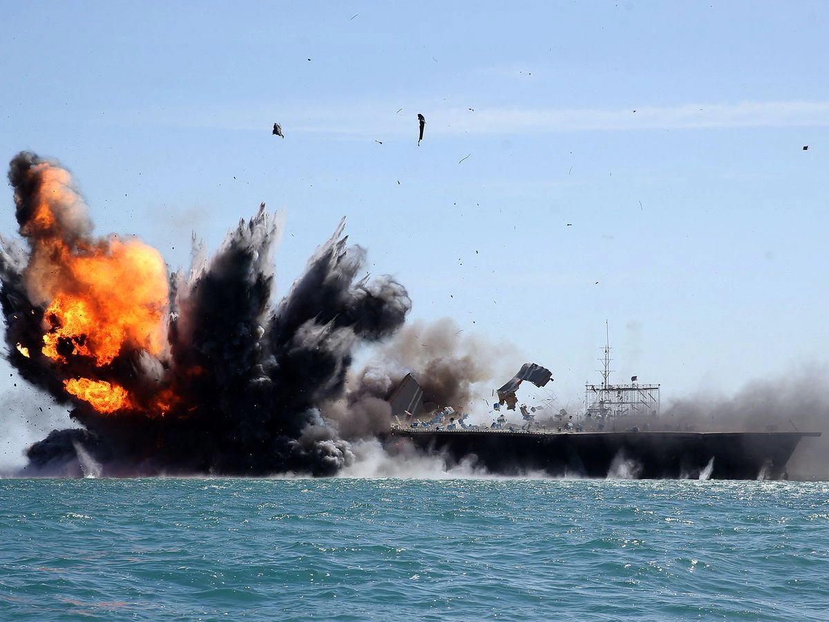 india-protes-iran-kapal-ditembaki-di-hormuz