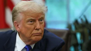 trump-ancam-ambil-alih-kuba-dengan-kekuatan-militer-penuh