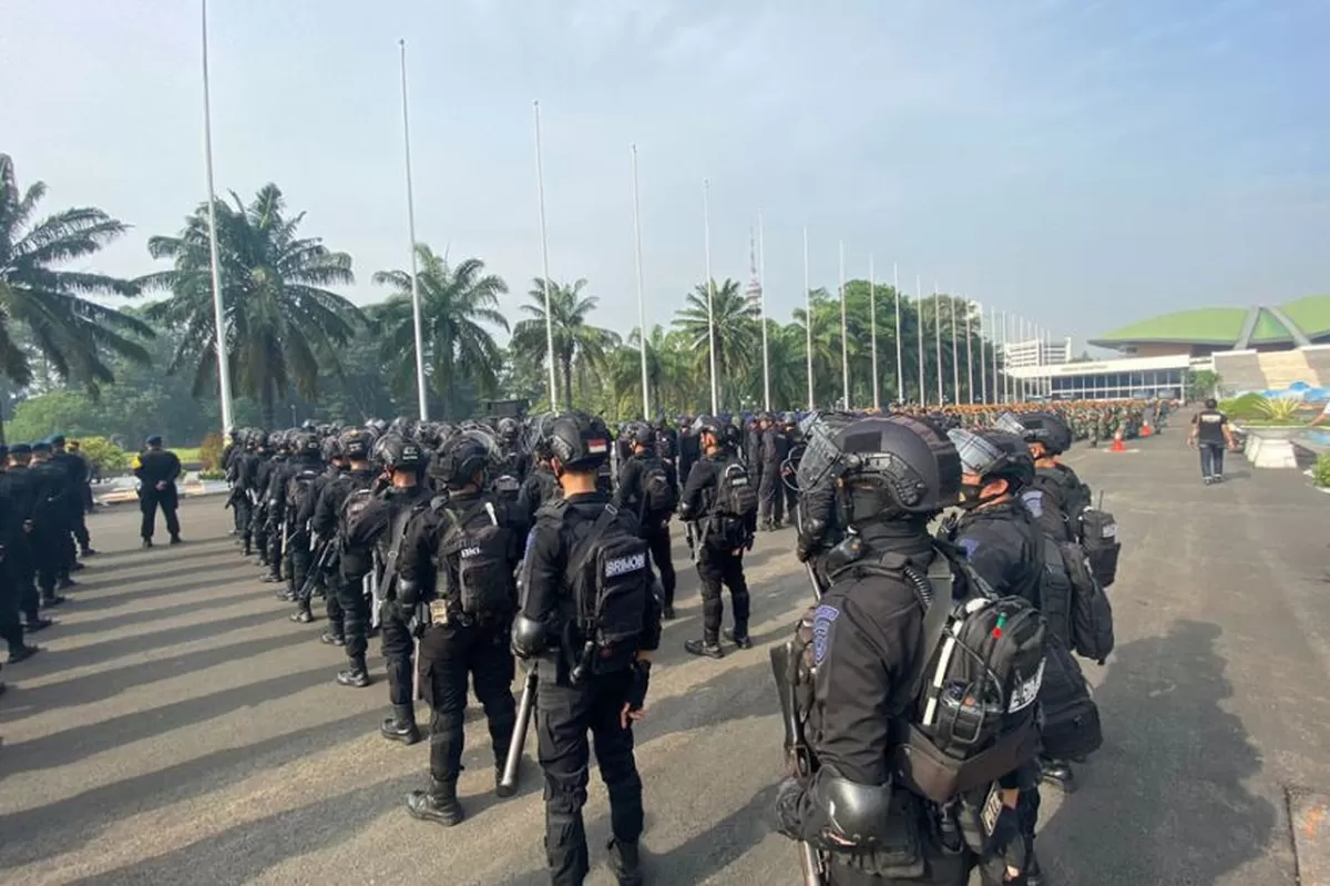 6-675-personel-gabungan-kawal-demo-mahasiswa-jakarta-hari-ini
